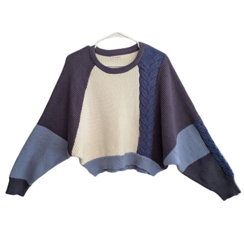 Women's Moon & Madison Colorblock Crew Neck Sweater L Blue White - Picture 2 of 7